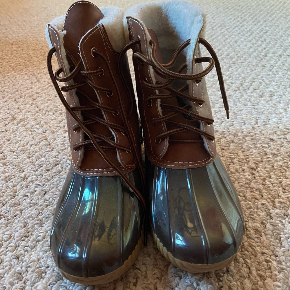 DUCK/SNOW WINTER BOOTS